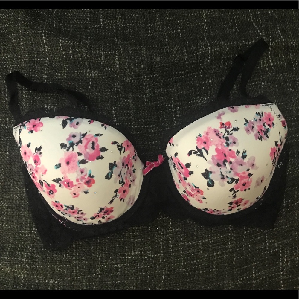 NWT VS Dream Angels Lined Demi Bra